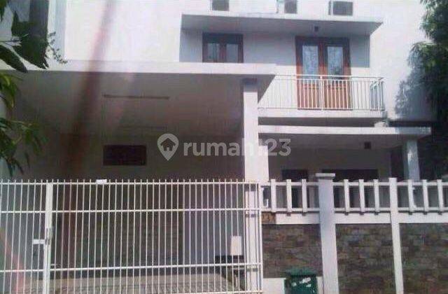 Dijual Butuh Cepat Rumah 3 Lantai Permata Buana Posisi Hoek  2