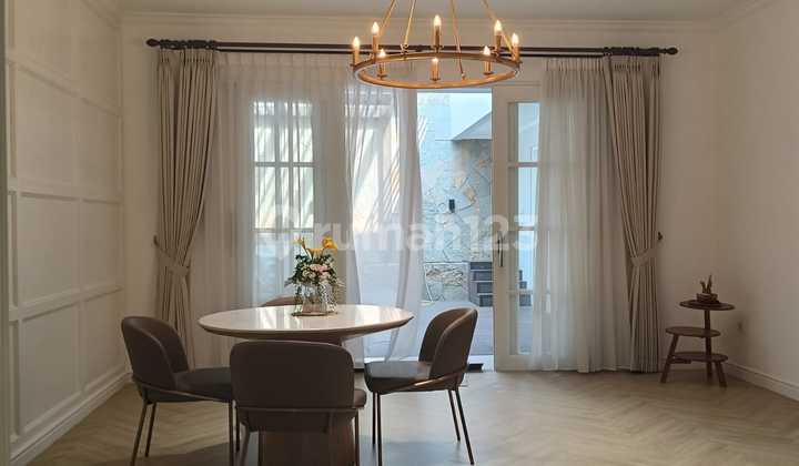 Full Interior Renovation. 200m2 Minimalist House In Golf Island