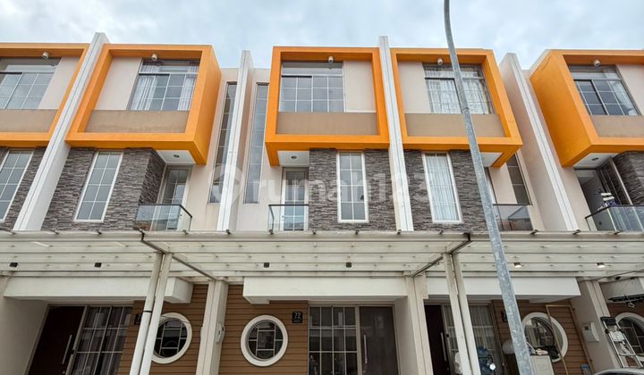 3-Storey House in PIK 2, Size 4.5x10, Semi-Furnished. Ready to Occupy. 3-Storey House in PIK 2, Size 4.5x10, Semi-Furnished. Ready to Occupy.