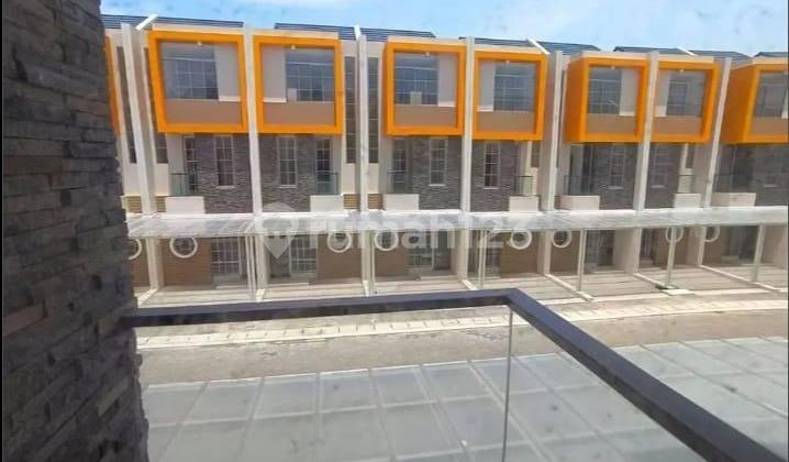 Jual Rugi Rumah Murah Banget 3 Lantai 4.5X10