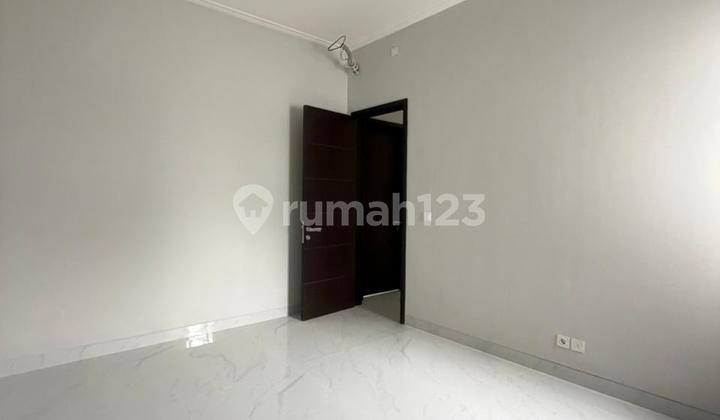 Rumah Uk 10X20 2 Lantai Kuningan Village Pik2 Brandnew 2