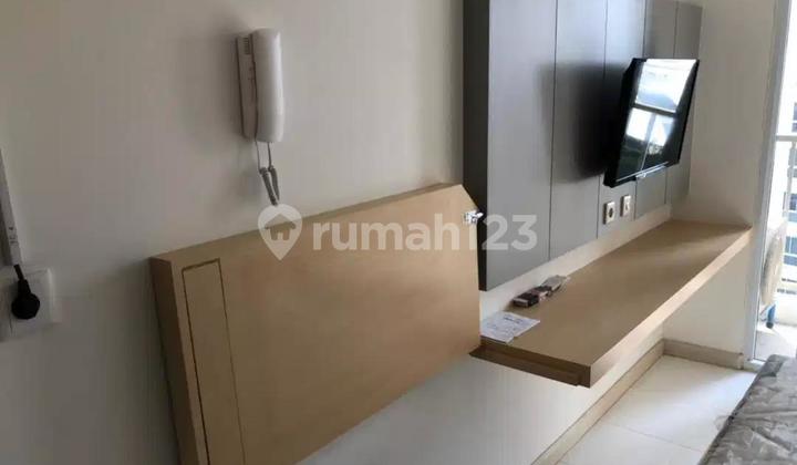 Tokyo Riverside Pik2 Tipe Studio Furnish Tinggal Bawa Koper 2