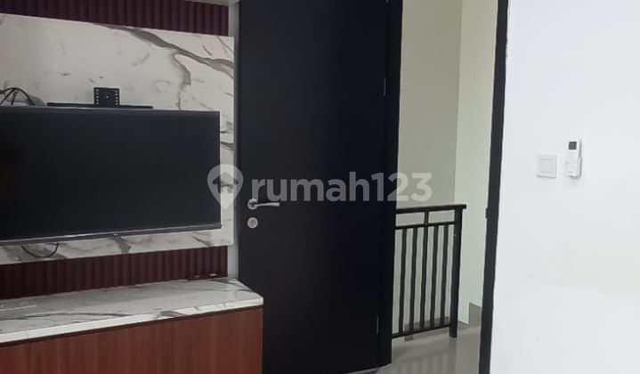 Termurah Rumah 4.5X10 2 Lantai Full Furnished Siap Huni Pik2 2