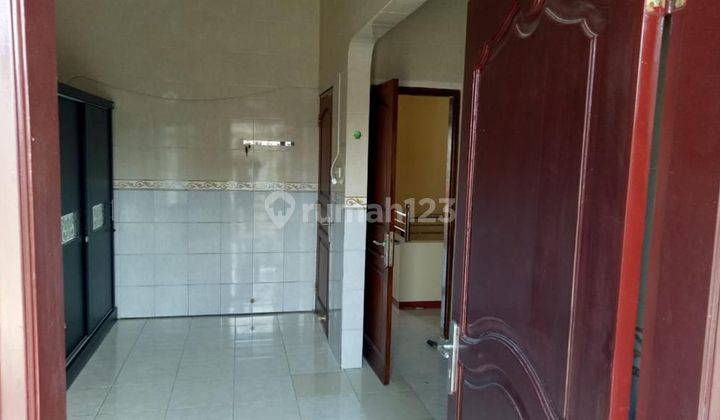 Dijual Cepat Rumah 2 Lantai, Di Daerah Dukuh Kupang Timur  2