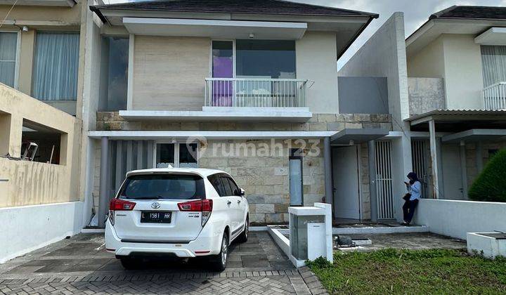 Disewakan Rumah Royal Residence Greenwich Blok B Kosongan 1