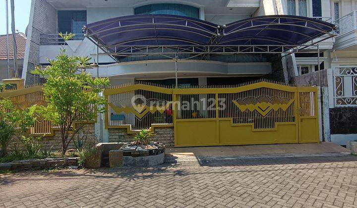 Dijual Rumah 2 Lantai Lokasi Di Manyar Kerta Adi 1