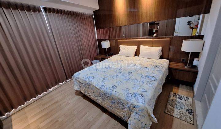 kamar tidur disewakan apartment the peak 3