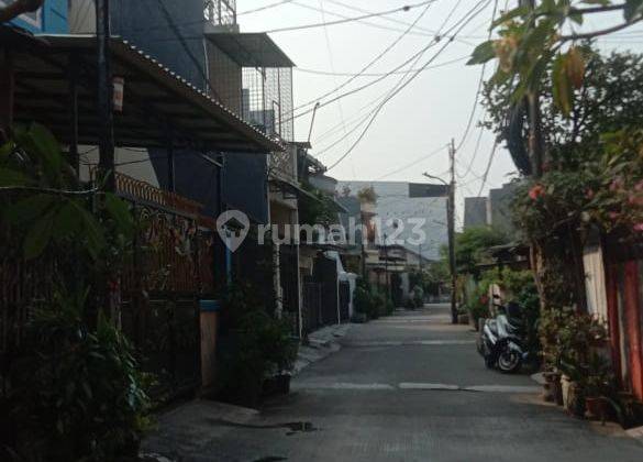 Dijual Rumah Kost 6kt SHM 3lt di Jelambar, Latumenten  2