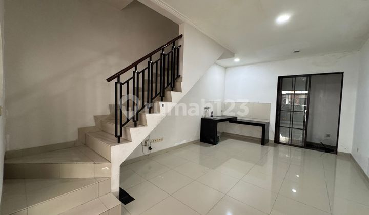 Dijual Rumah Green Lake 4x12, Jakarta Barat 1