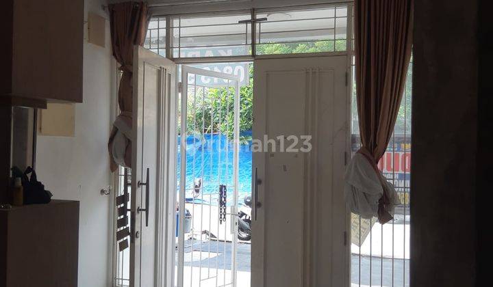 Dijual Rumah di Golf Lake Residence, Jakarta Barat 1