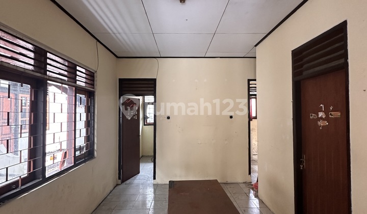 Rumah Kost Hitung Tanah Pinggir Jalan Margonda Depok Cocok untuk Kost atau Bikin Cluster
