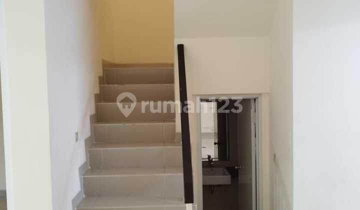 12/1 Asli Murah Rumah Green Lake City Amerika Latin Uk 6X18 2