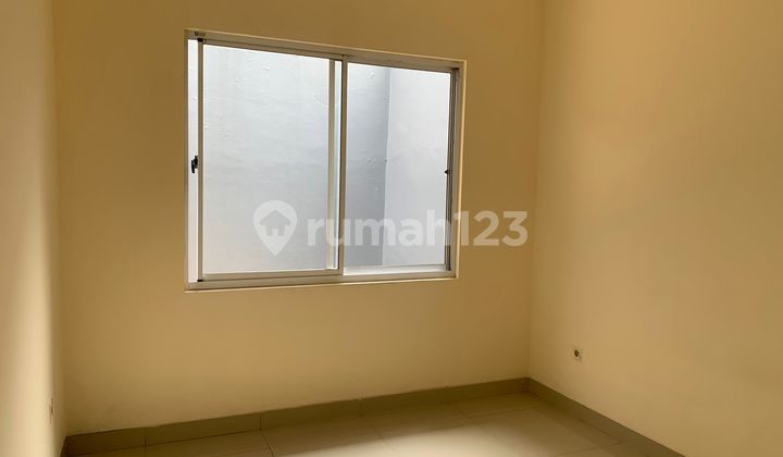 Rumah Green Lake City Amerika Latin Dijual Luas 10x18m2 Jakarta Barat 2