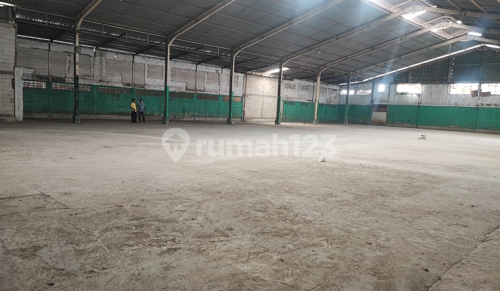 Gudang Pinggir Jalan Di Jurumudi Baru Luas 1.500m2 Masuk Kontener Tangerang Gudang Pinggir Jalan Di Jurumudi Baru Luas 1.500m2 Masuk Kontener Tangerang