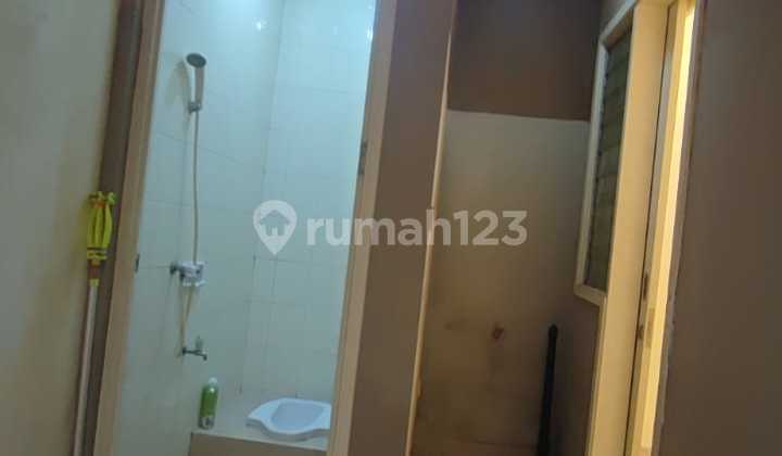 5/2/25 Rimah Green Lake City West Europe UK 6X15 Furnished 2