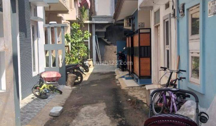 Rumah baru 2 ½ Lantai siap huni di Pondok kelapa dekat akses Kalimalang 1