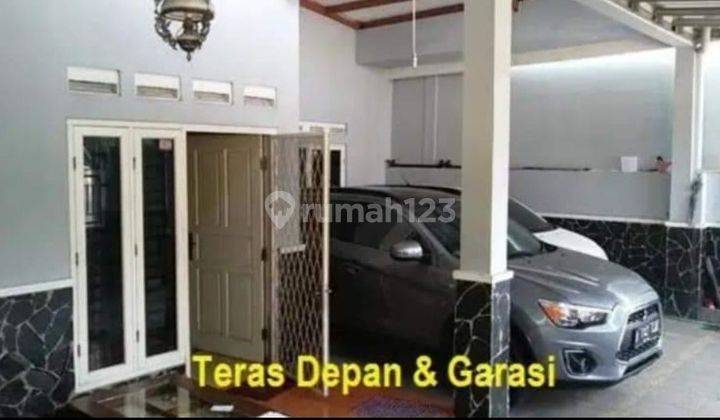 tampak depan rumah second murah dekat sekolah