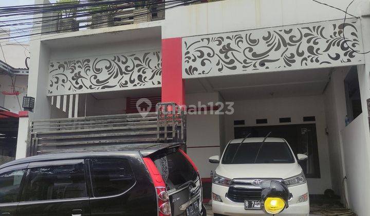 Rumah SHM siap KPR di Utan Kayu dekat kampus UNJ Rawamangun 1