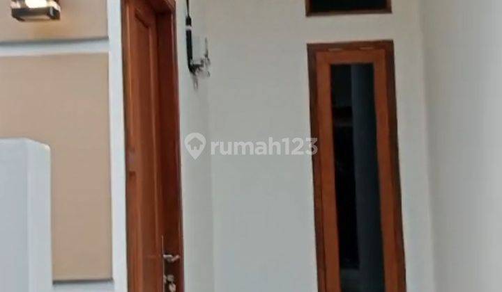  Rumah Baru Dekat Perkantoran Di Matraman Akses Mudah  1