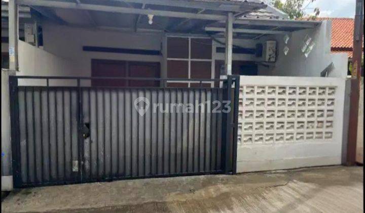 Rumah Dekat Toll Jorr Dan Lengkap Fasilitas Umum 1