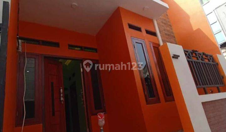 Rumah Baru ± 10 Meter Ke Jalur Angkot Dan Stasiun Di Bintara 1