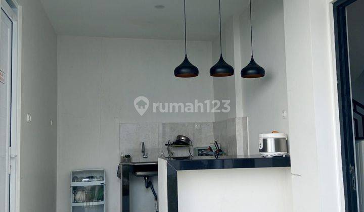 Dijual Rumah 2 Lantai Bagus Siap Huni Strategis Dekat Perkotaan  1