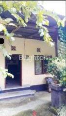 1-storey residential house in the Buleleng area in a beautiful and quiet environment, access 2m from the main road. 2