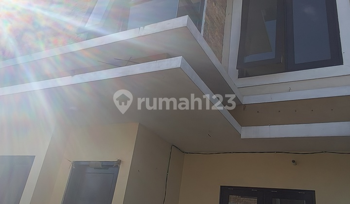 Rumah Tinggal 2 Lantai Minimalis Dikomplek Perumahan Diarea Gatsu Denpasar Barat. Kontrakan Rumah Tinggal 2 Lantai Minimalis Dikomplek Perumahan Diarea Gatsu Denpasar Barat. Kontrakan