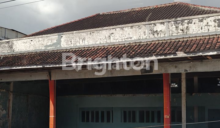 Tanah plus bangunan dipinggir jalan Raya lokasi strategi ditengah kota Denpasar Barat  1