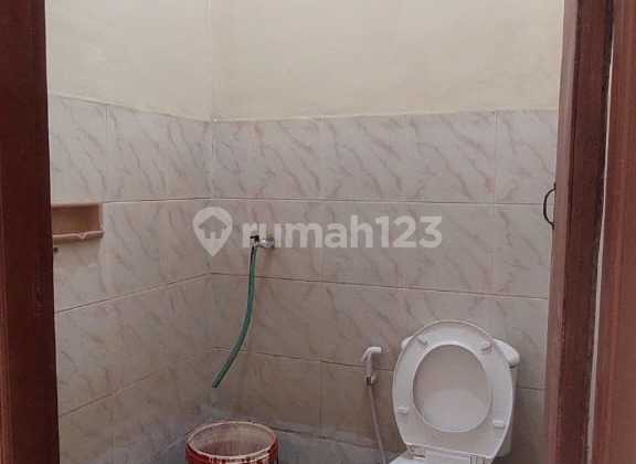 1-Story Shop House in a Dense and Bustling Strategic Location, Suitable for Business in West Denpasar Area. 2