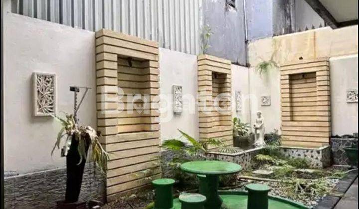 Rumah 2 lantai dipusat kota Denpasar dekat dengan Plaza Renon lokasi strategis bebas banjir akses mobil  2