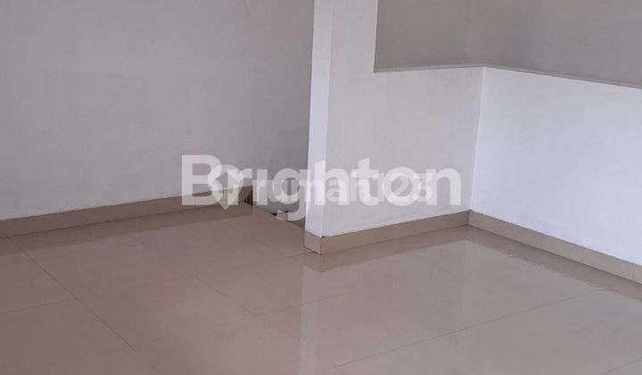 2-story building suitable for offices or other businesses, located by the main road in East Denpasar area. 2-story building suitable for offices or other businesses, located by the main road in East Denpasar area.