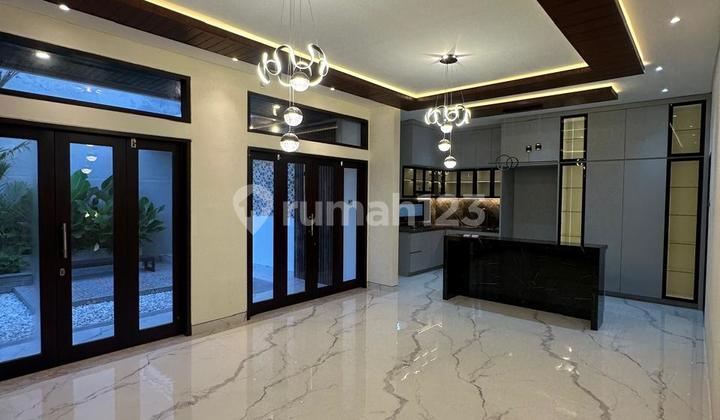 Rumah 1 Lantai Dengan Garden Cocok Untuk Hunian Atau Investasi Passive Berada Ditengah Kota Denpasar Lokasi Strategis Dekat Pusat Kulineran,mall,sekolah,rs Dan Wisata Pantai