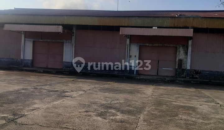 Warehouse 7 Bulog on Jl. Uluwatu, Jimbaran Village, South Kuta District, Badung Regency, Badung 480 m Good HS