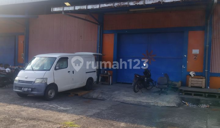 Warehouse 13Bulog on Jl. Uluwatu, Jimbaran Village, South Kuta District, Badung Regency, Badung 480 m Good HS