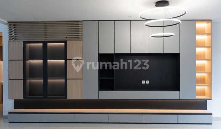 Modern Contemporary Masterpiece House in Bintaro 9 - With Swimming Pool! 2