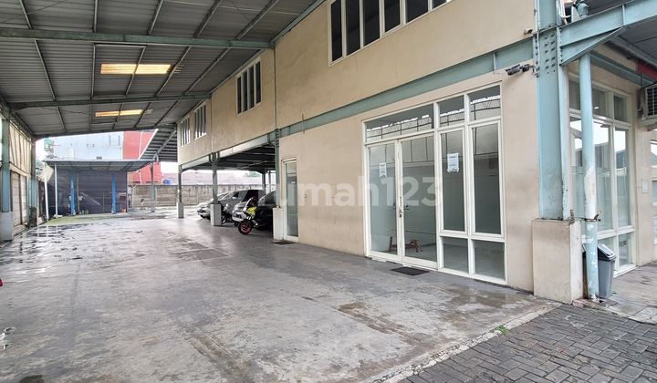 Good Condition Suitable for Warehouse, Former Workshop, HGB in Alam Sutera, Tangerang.