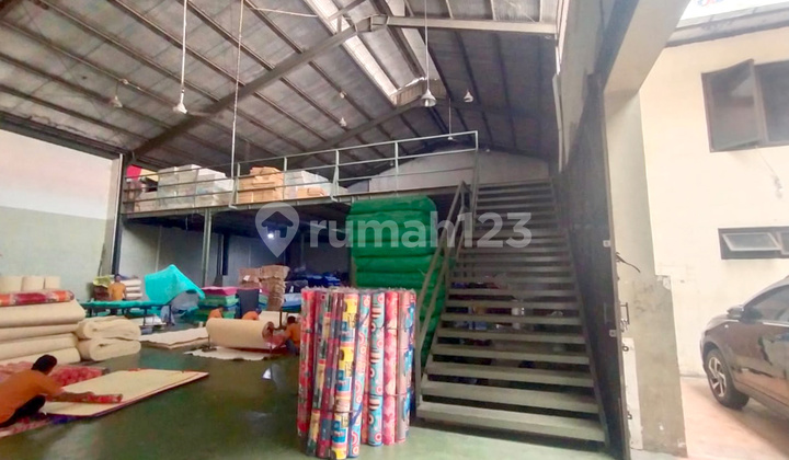 Gudang Multiguna luas 1180 m2 SHM Alam Sutera, Tangerang