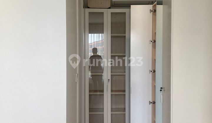 Apartment llOYD ALAM SUTERA 3BR FURNISH BAGUS BANGET DAN BERSIH   2