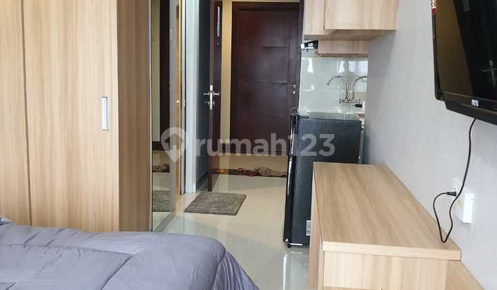 Quick Lease! Very Nice Furnished Studio Unit in Springwood