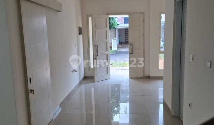 Rumah Minimalis Di Gading Serpong 2 Lantai Bagus Siap Huni 2