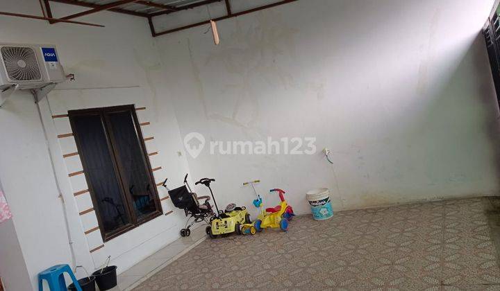 Rumah Bagus Unfurnished di Villa Perwata Bojong Sari, Depok 2