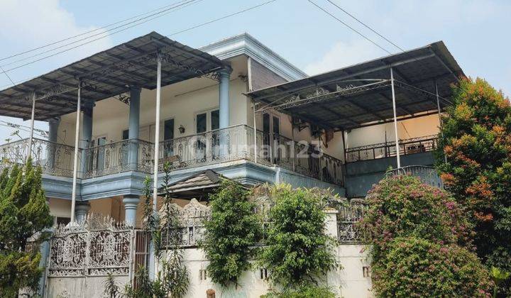 Rumah Hook, Bagus Di Kencana Loka Bsd, Ada Swimming Pool 1