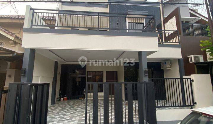 Rumah Villa Melati Mas, Serpong Lokasi Dekat Jalan Tol 2