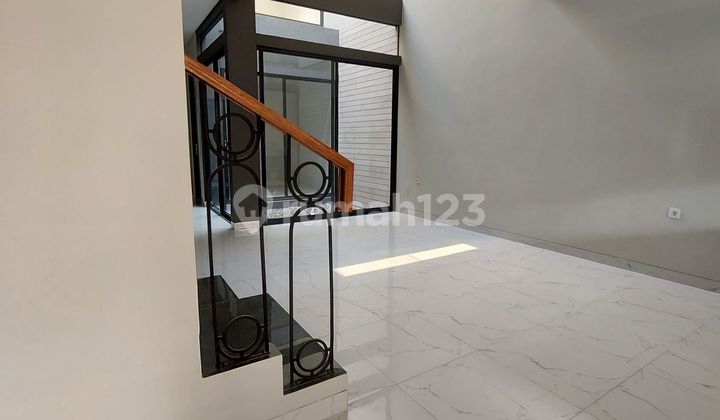 Rumah Cantik Di Gading Serpong 2 Lantai Unit Baru Siap Huni  2