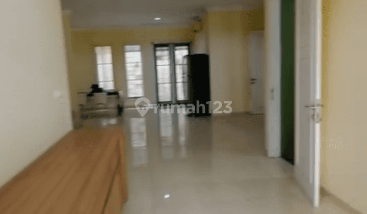 Rumah Semi Furnished di Cluster Onyx - Alam Sutera, Tangerang 2