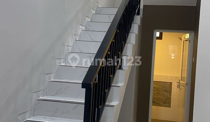 BEAUTIFUL HOUSE BRAND NEW READY TO OCCUPY LOCATION VMM VILLA MELATI MAS 1