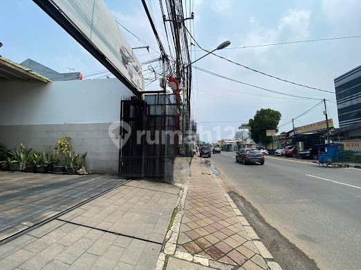 Bangunan Ex Showroom Siap Pakai Karawaci Tangerang