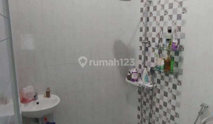 Rumah Semifurnish, Harga Murah Masih Nego Di Villa Melati Mas 2