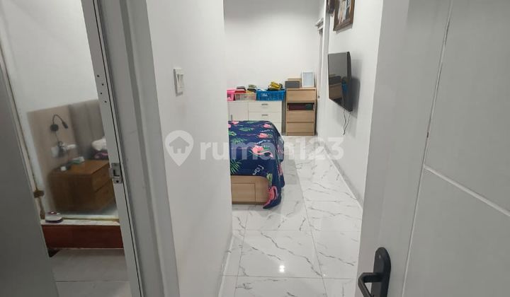Rumah Cantik Siap Huni di Gading Serpong Semi Furnish Lokasi Bagus 2